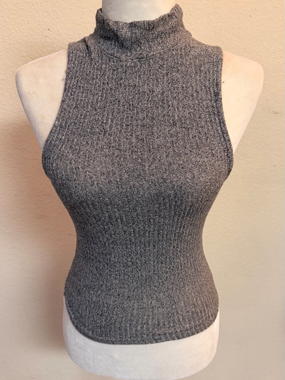 Brandy Melville Gray Ribbed Mock Neck Sleeveless Top